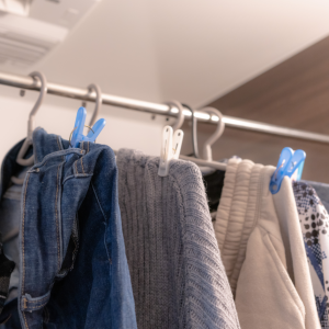 冬の部屋干しを快適に！エアコン暖房活用術と臭い対策