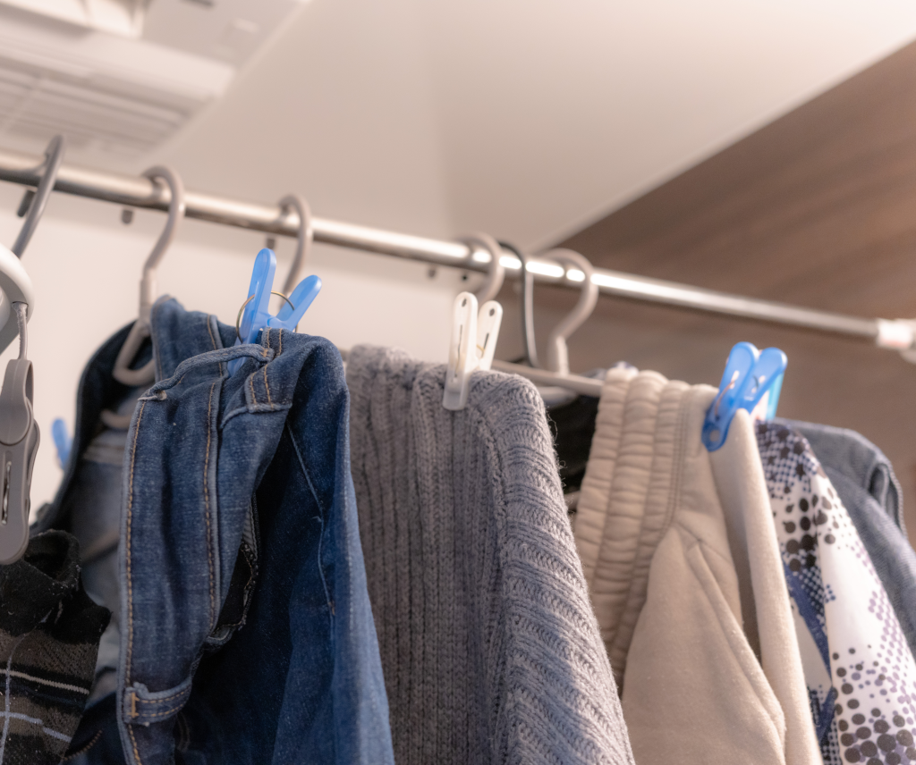冬の部屋干しを快適に！エアコン暖房活用術と臭い対策