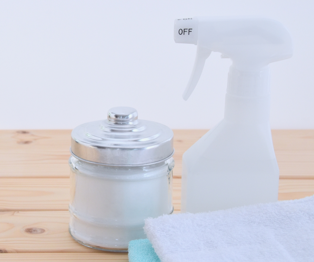 エアコンのベタベタの原因と解消！自分でできる掃除方法から業者依頼まで