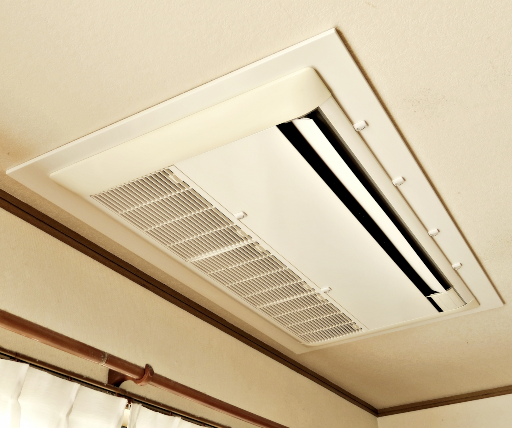 天井埋め込み型エアコンを後付け！メリット・デメリットと設置のポイント